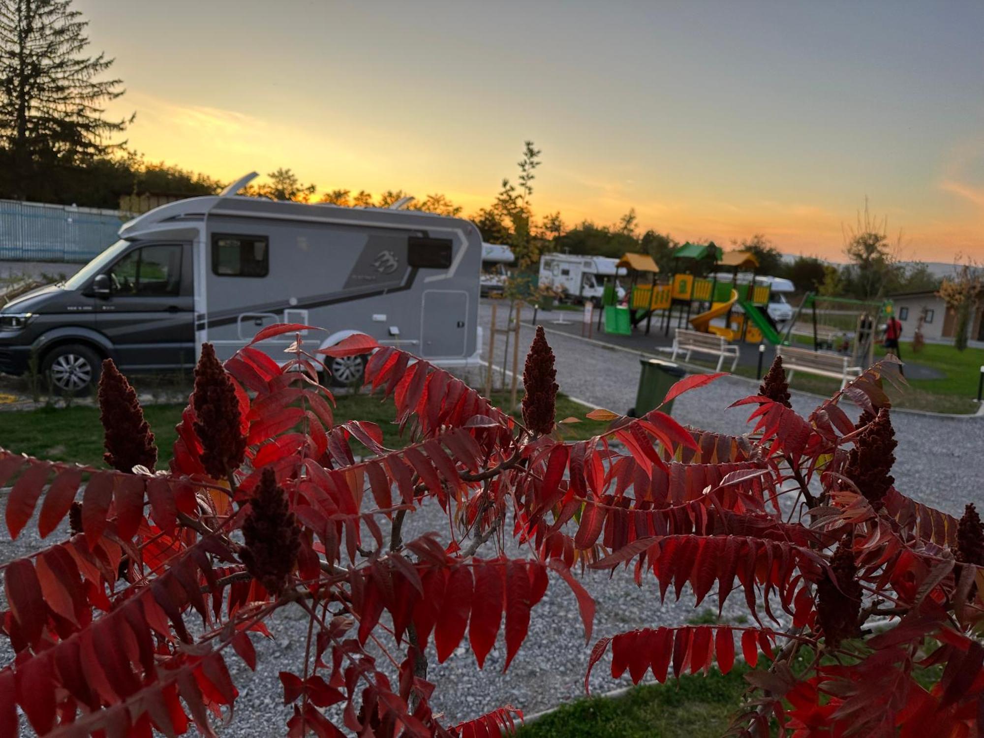 7 Lakes Camping ساباريفا بانيا المظهر الخارجي الصورة