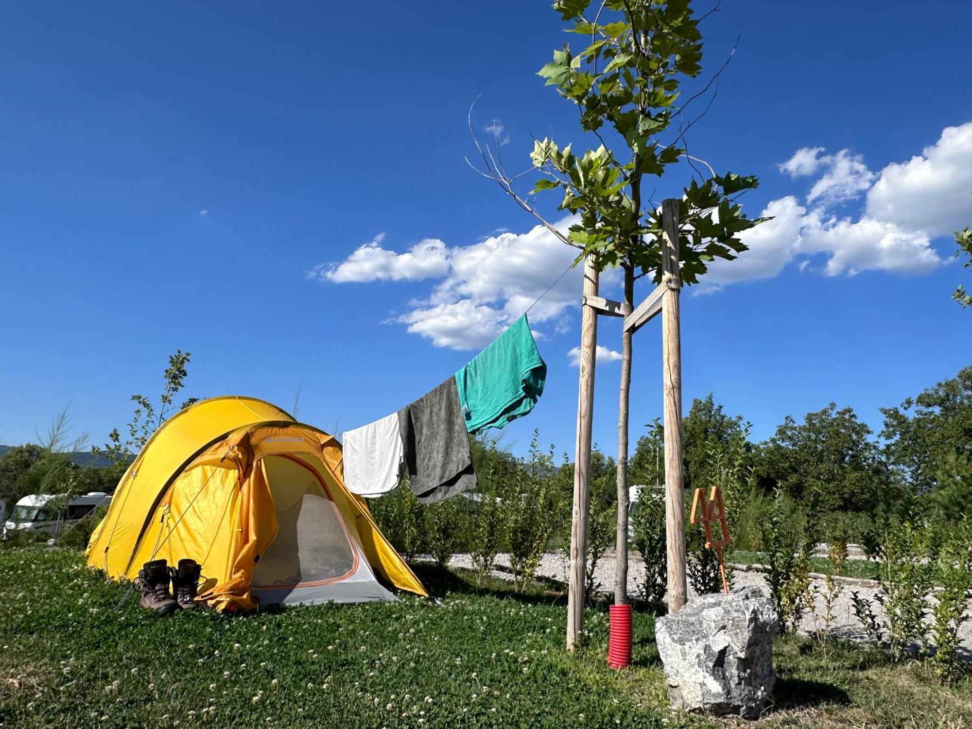 7 Lakes Camping ساباريفا بانيا المظهر الخارجي الصورة